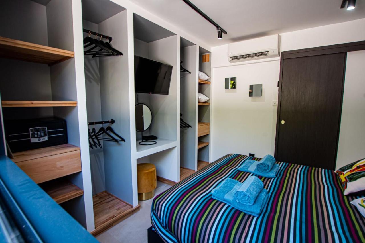 Appartement De Caractere Avec Jacuzzi Fréjus Екстериор снимка