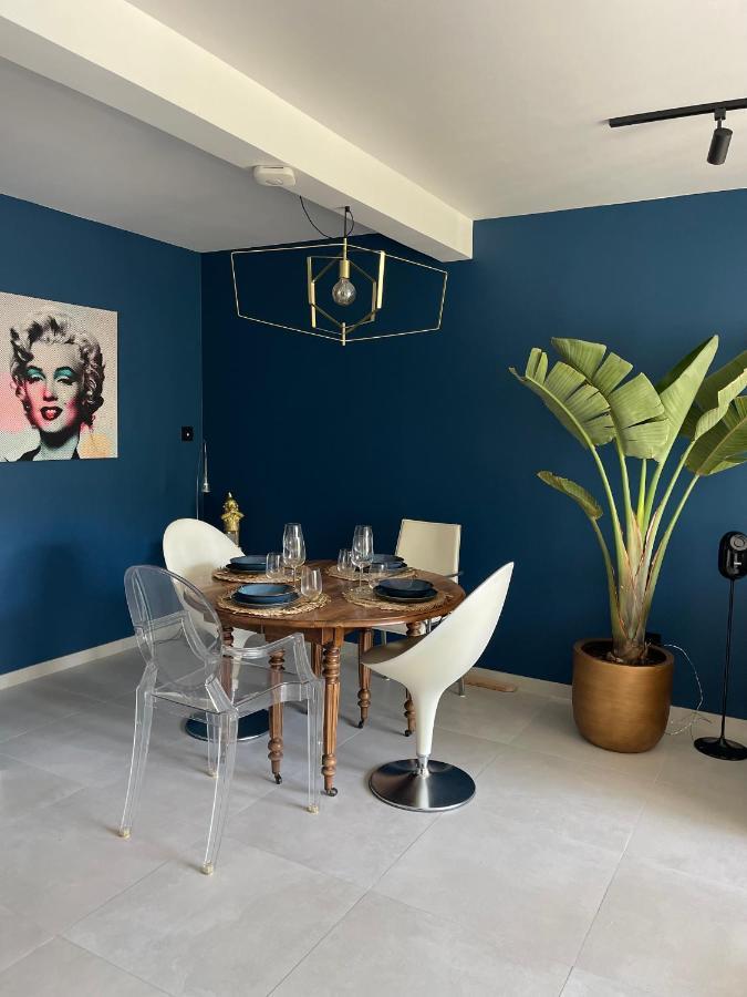 Appartement De Caractere Avec Jacuzzi Fréjus Екстериор снимка